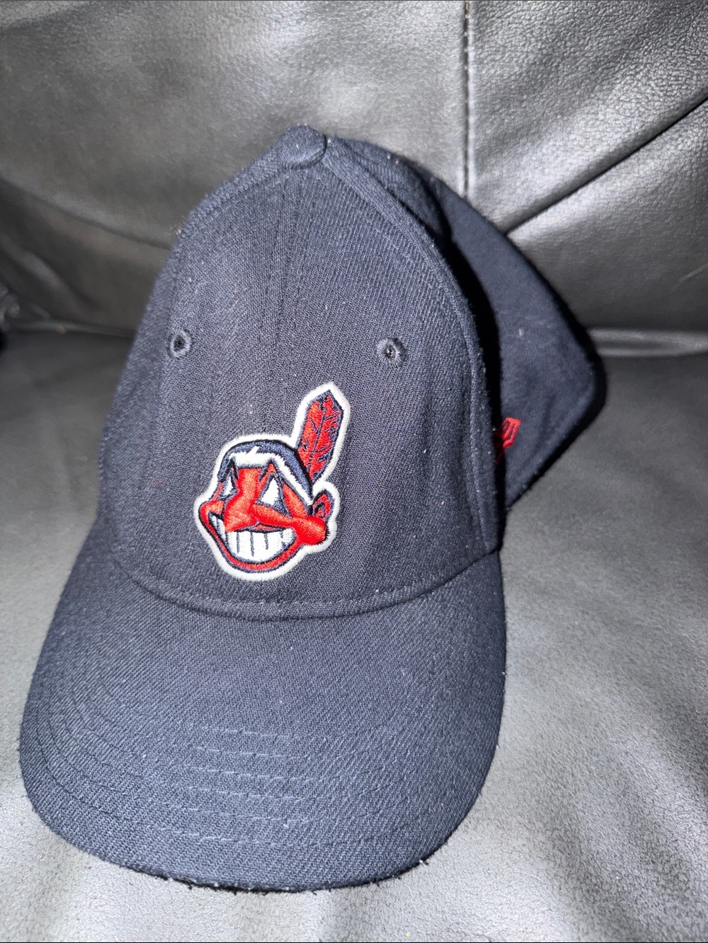 Cleveland guardian Indians flex Navy Baseball Cap with Red & White Team Patch